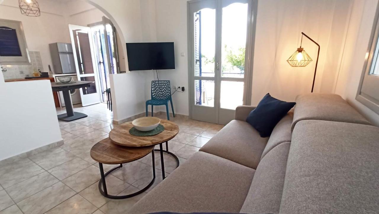 Villa Blue Cocoon - Messinia Peloponnese- Sea View 800 M From Chrani